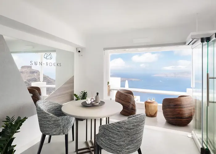 Sun Rocks Boutique Hotel 3*