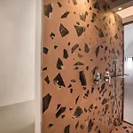 Sun Rocks Boutique Hotel