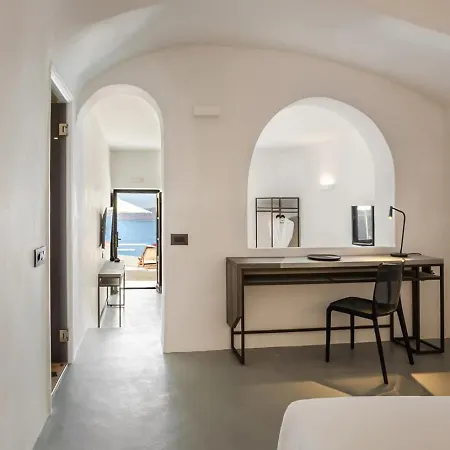 Hotel Sun Rocks Boutique Firostefani