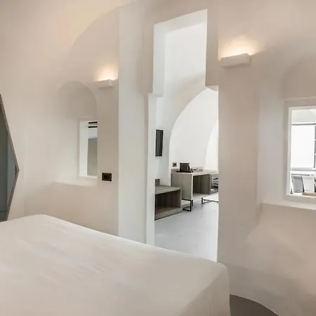 Sun Rocks Boutique Hotel
