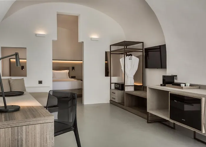 Sun Rocks Boutique Hotel 3* フィロステファニ