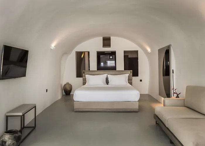 Sun Rocks Boutique Hotel