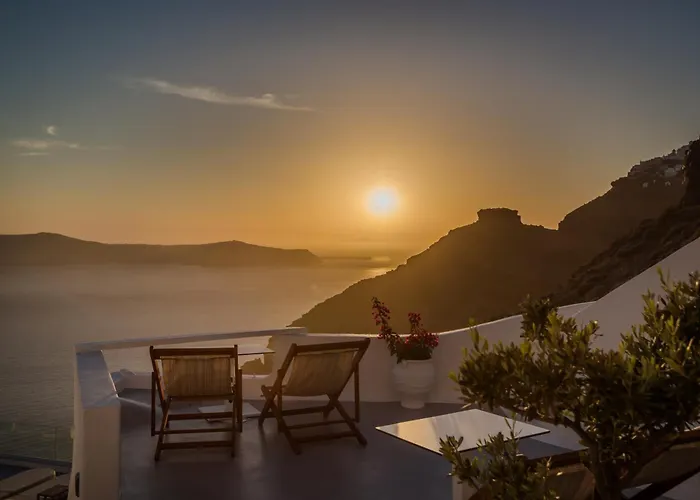 Sun Rocks Boutique Hotel 3*