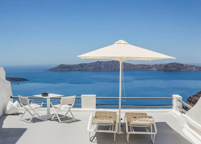 Sun Rocks Boutique Hotel ホテル フィロステファニ