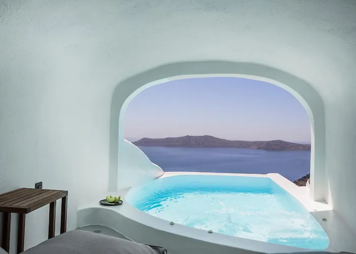 Sun Rocks Boutique Hotel フィロステファニ