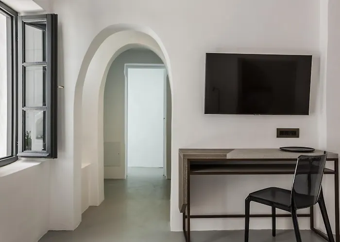 Sun Rocks Boutique Hotel Hotel